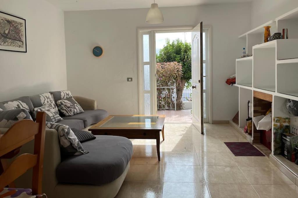 Playa Chica Apt With Terrace 100 M From The Sea Puerto del Carmen (Lanzarote) Exterior foto
